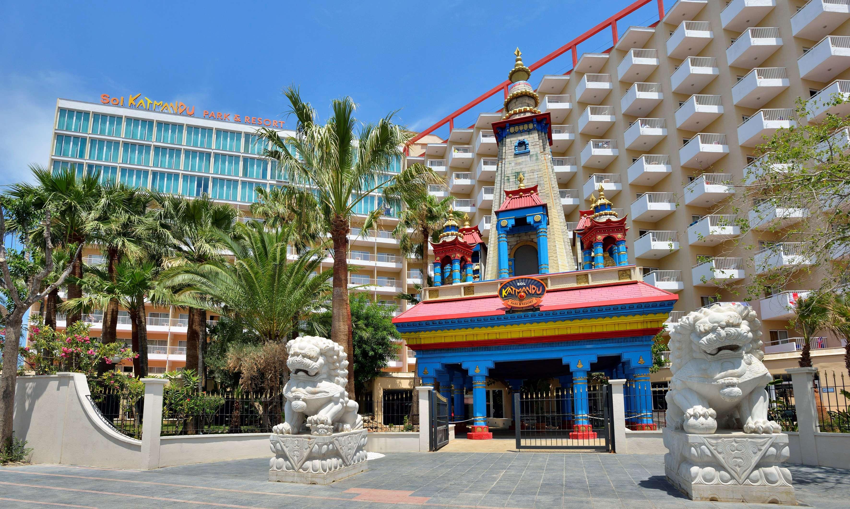 Sol Katmandu Park & Resort Magaluf  Exterior photo