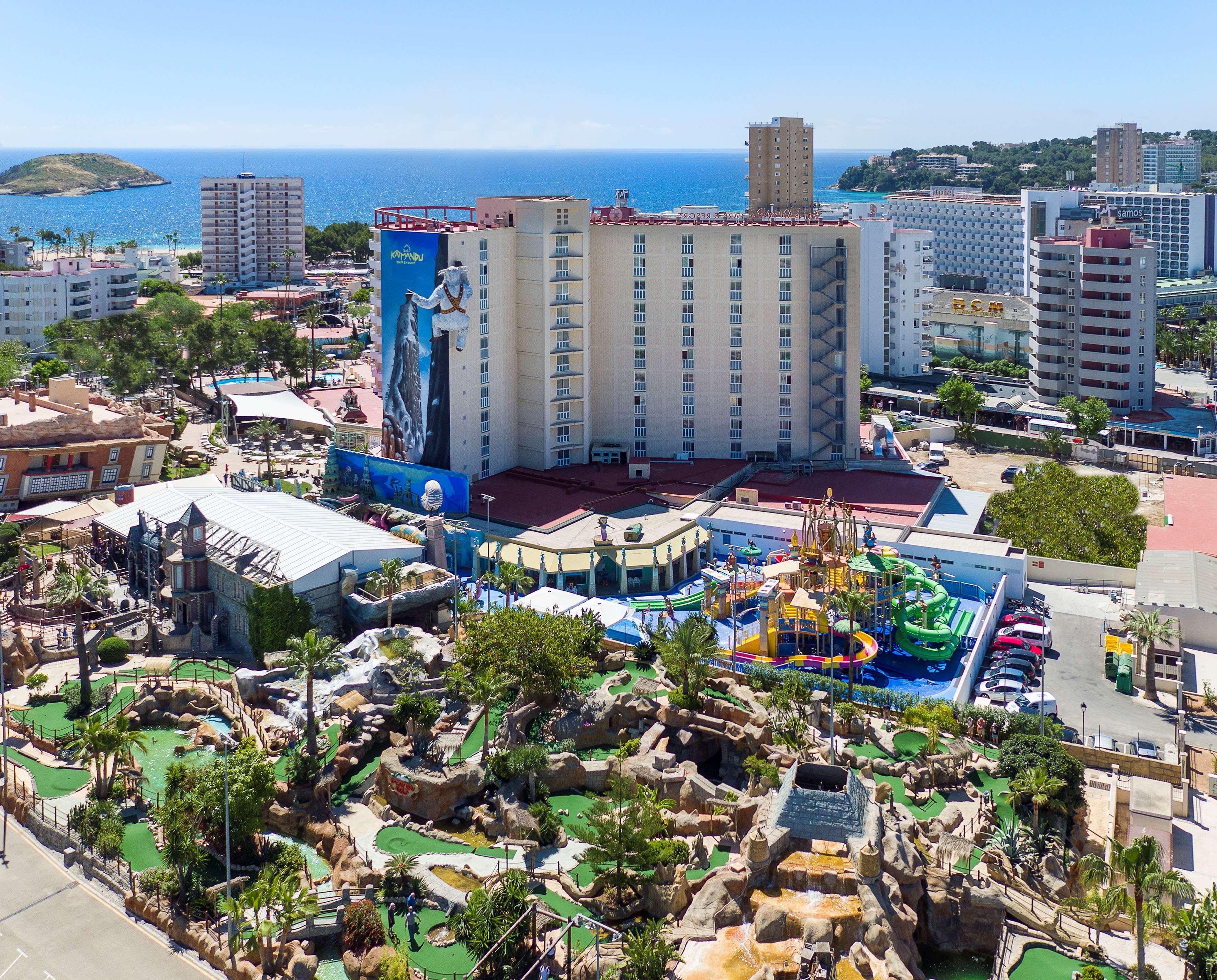 Sol Katmandu Park & Resort Magaluf  Exterior photo